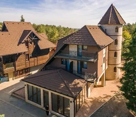 Vujic Tara Aparthotel *